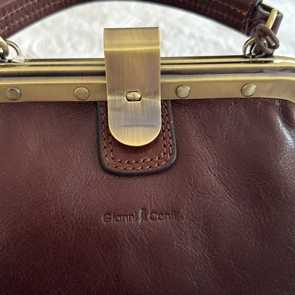 ✨HP✨ NWT Gianni Conti Melania handbag - Picture 7 of 15